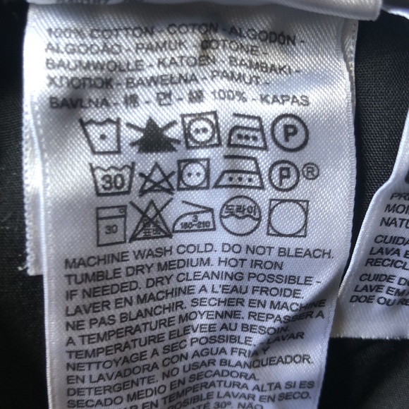 SOLD.Levi’s High Waisted Taper Jeans - Picture 14 of 15